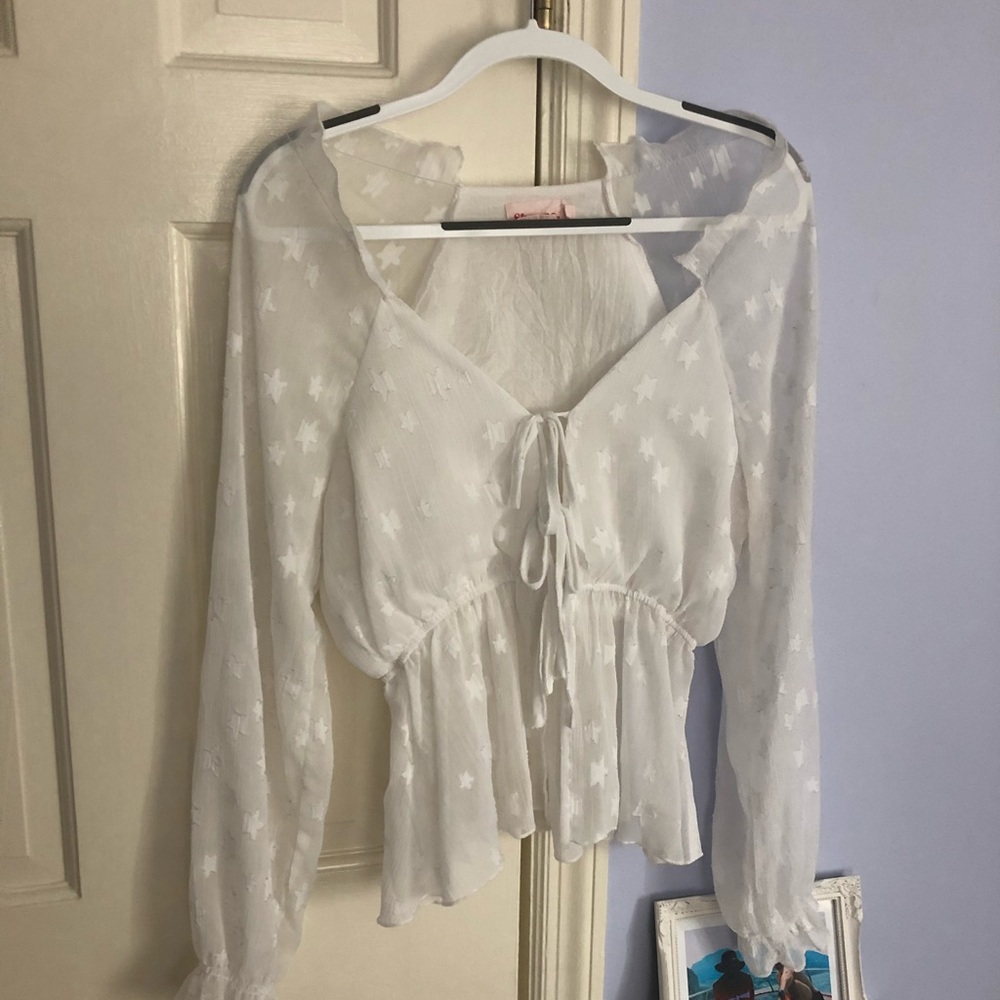 White star off the shoulder top